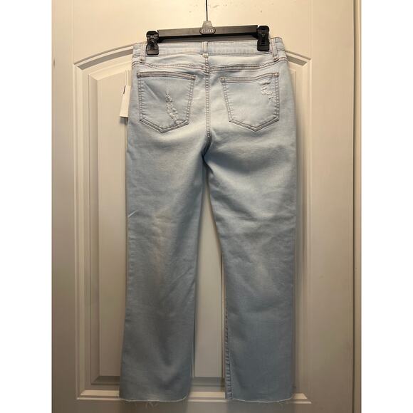 NWT Design Lab Women’s Distressed Ripped Denim Jeans Size 28 Light Wash Blue - Picture 5 of 5